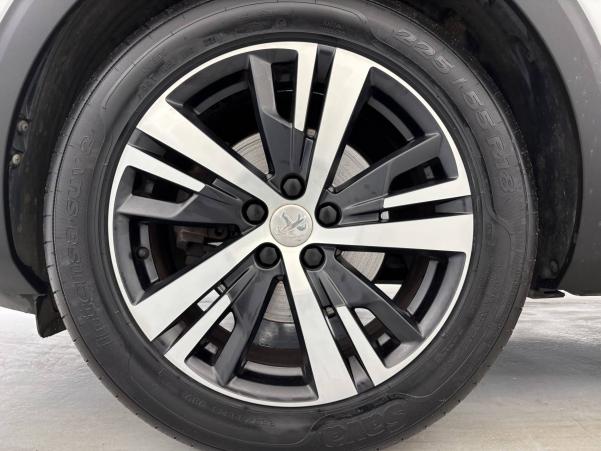 Vente en ligne Peugeot 3008  1.2 Puretech 130ch S&S BVM6 au prix de 15 490 €