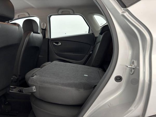 Vente en ligne Renault Captur Captur dCi 90 E6C au prix de 11 690 €