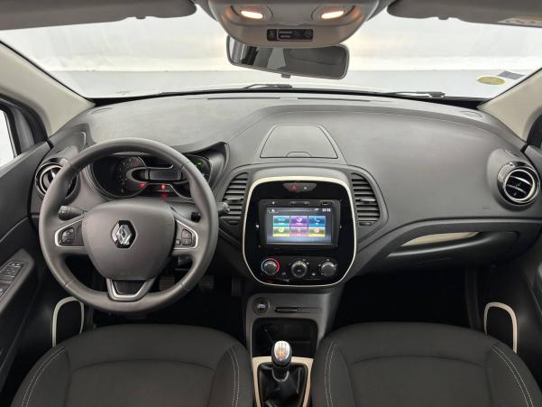 Vente en ligne Renault Captur Captur dCi 90 E6C au prix de 11 690 €