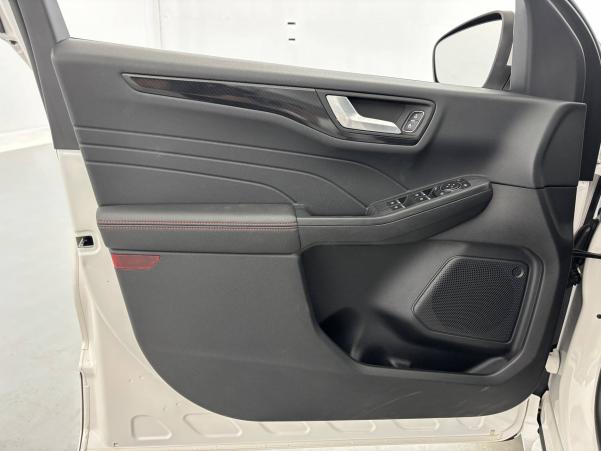 Vente en ligne Ford Kuga  1.5 EcoBlue 120 BVA8 au prix de 22 490 €