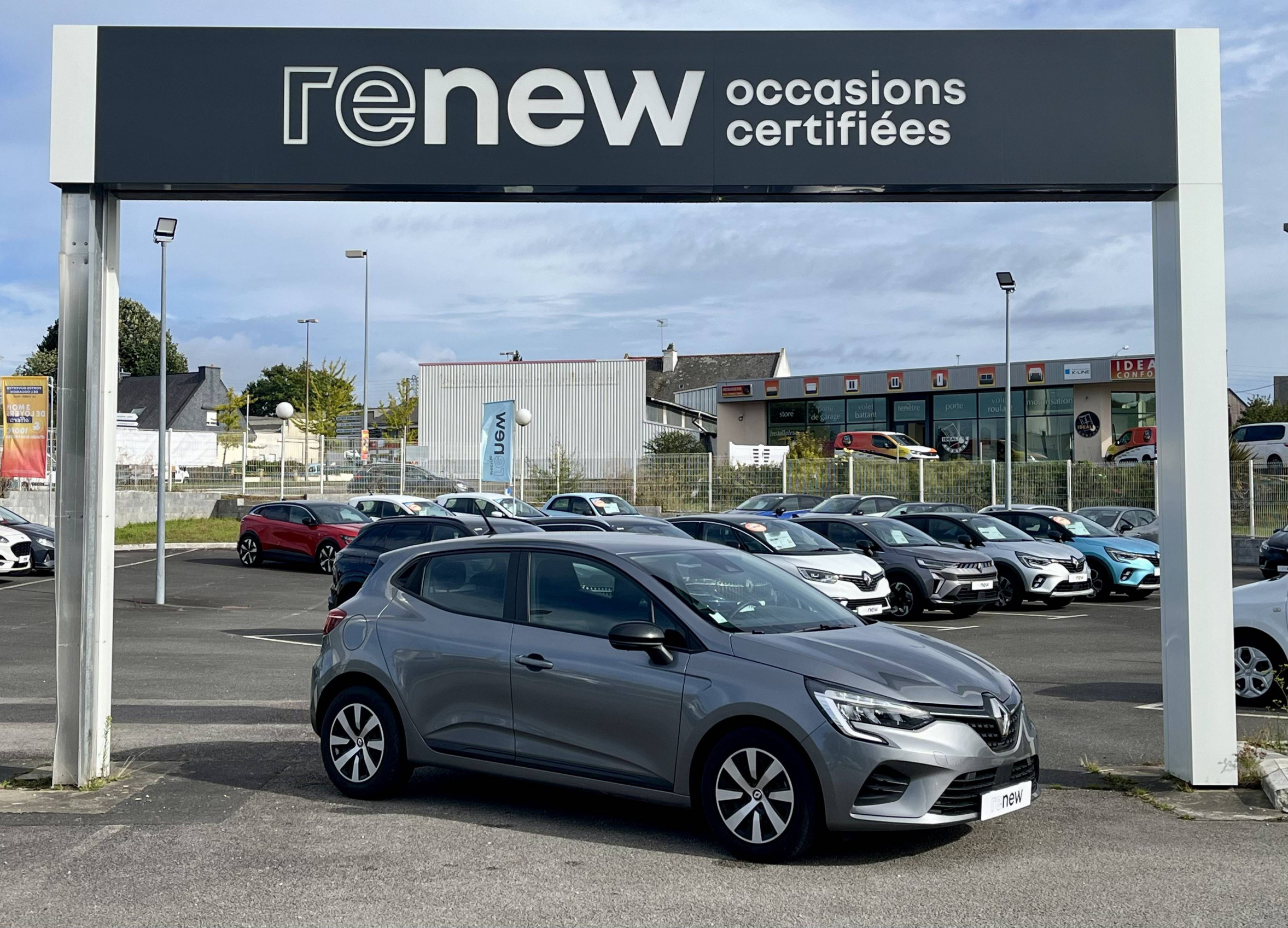 Vente en ligne Renault Clio 5 Clio TCe 90 au prix de 13 990 €