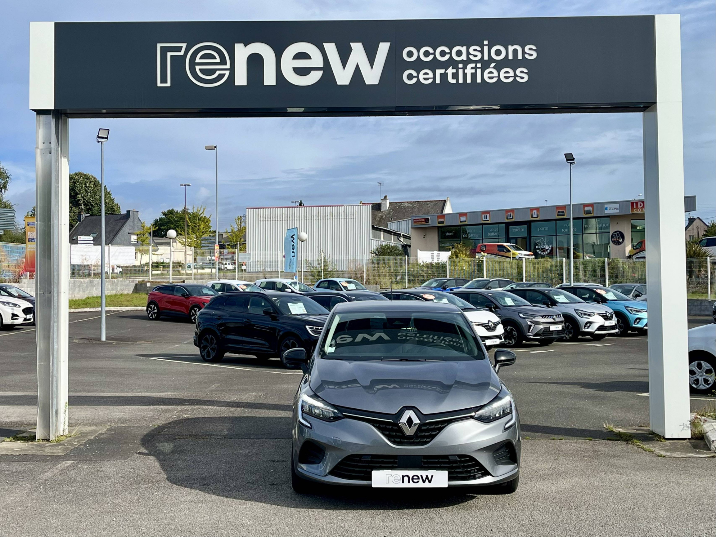 Vente en ligne Renault Clio 5 Clio TCe 90 au prix de 13 990 €