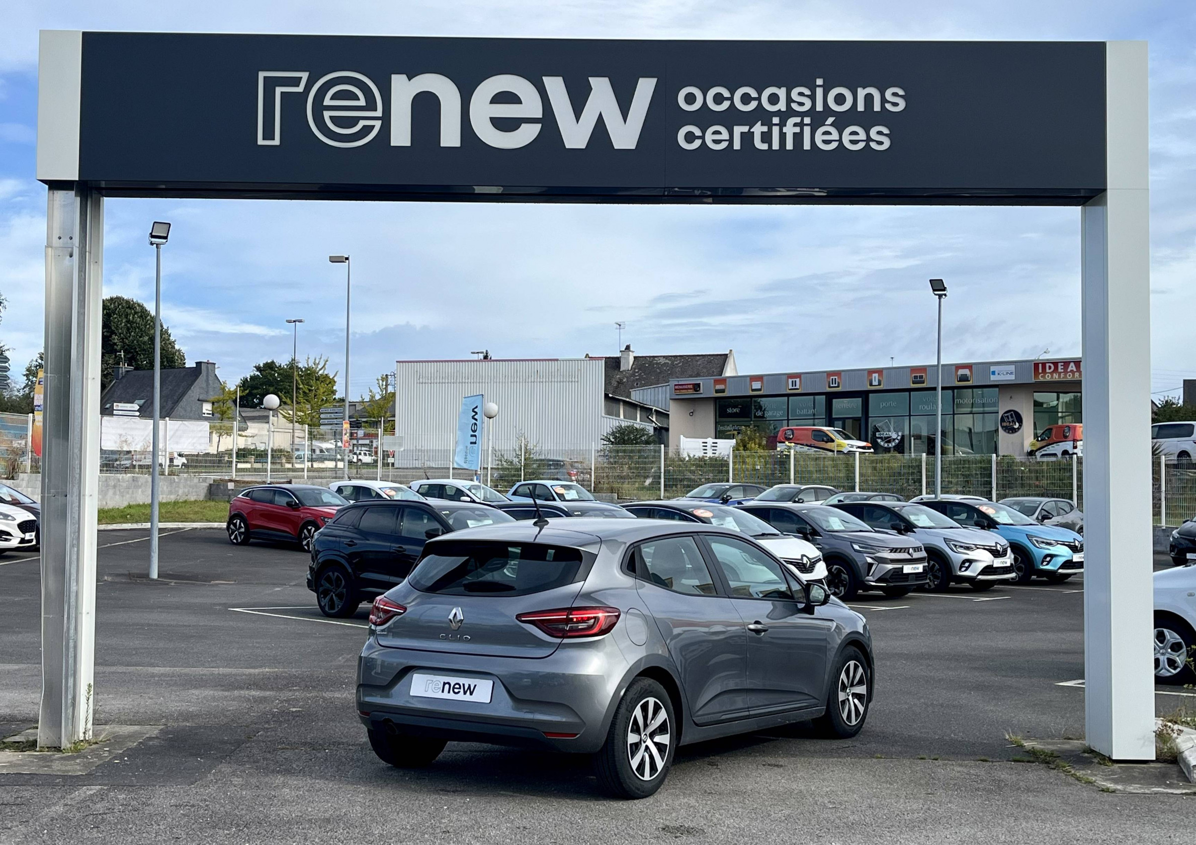 Vente en ligne Renault Clio 5 Clio TCe 90 au prix de 13 990 €