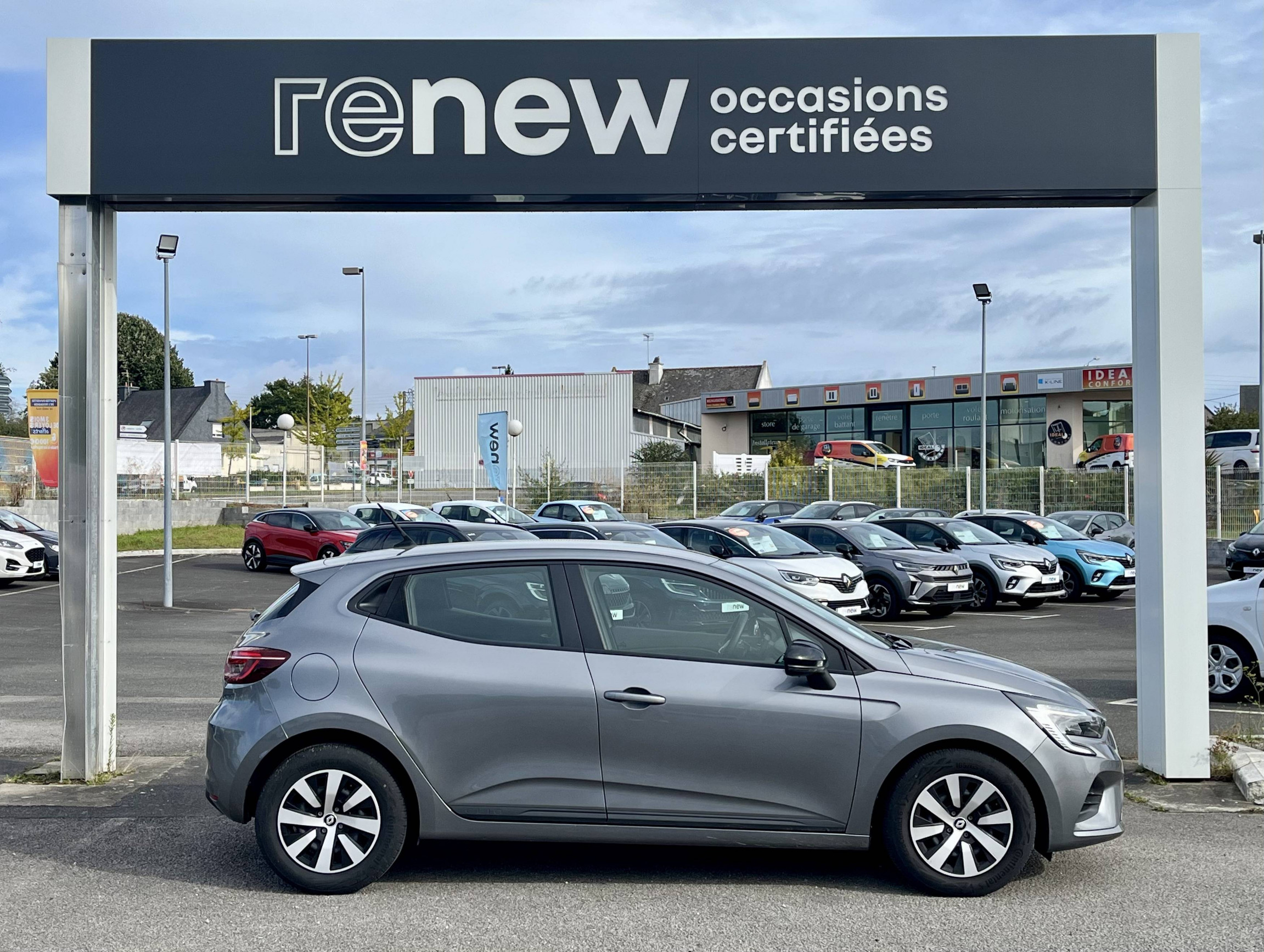 Vente en ligne Renault Clio 5 Clio TCe 90 au prix de 13 990 €