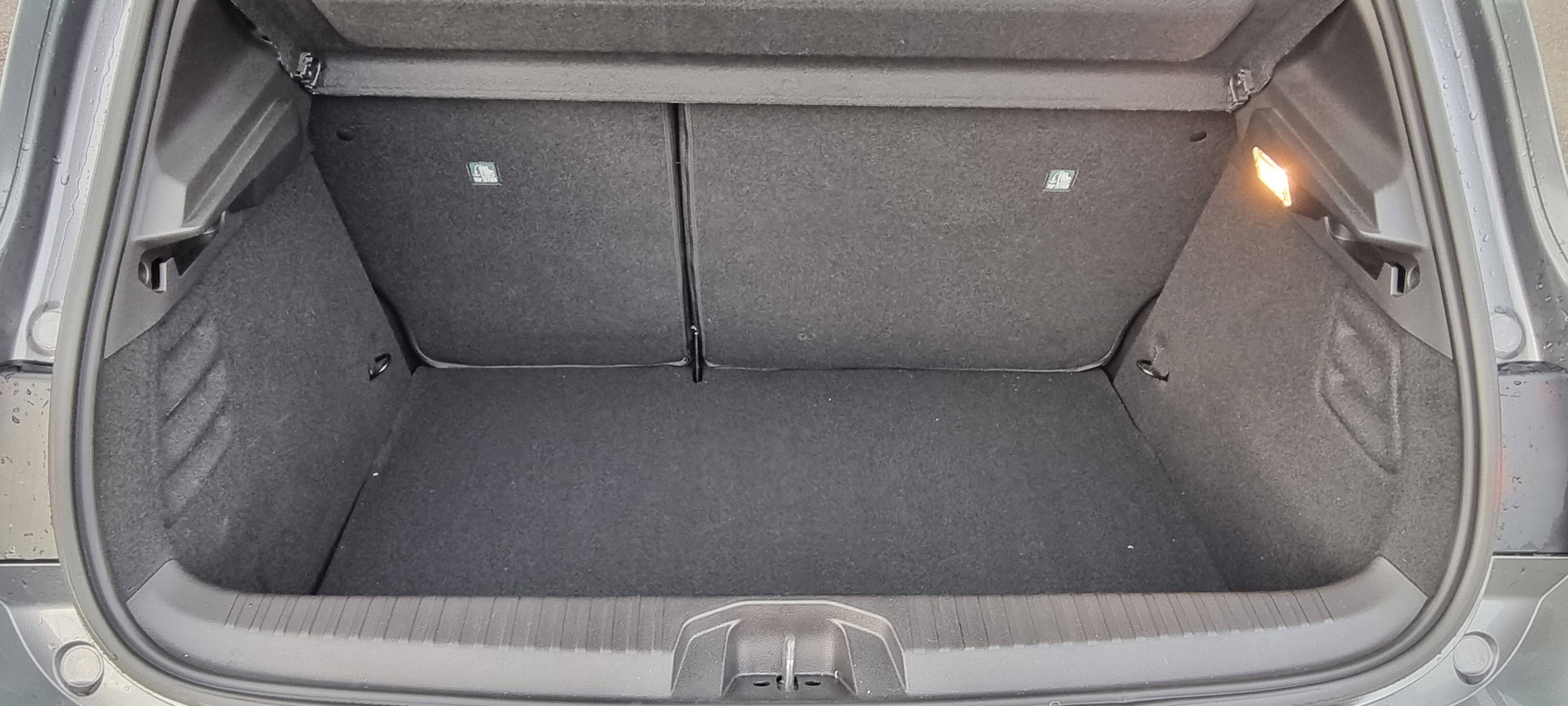 Vente en ligne Renault Clio 5 Clio E-Tech full hybrid 145 ch GSR2 au prix de 19 790 €