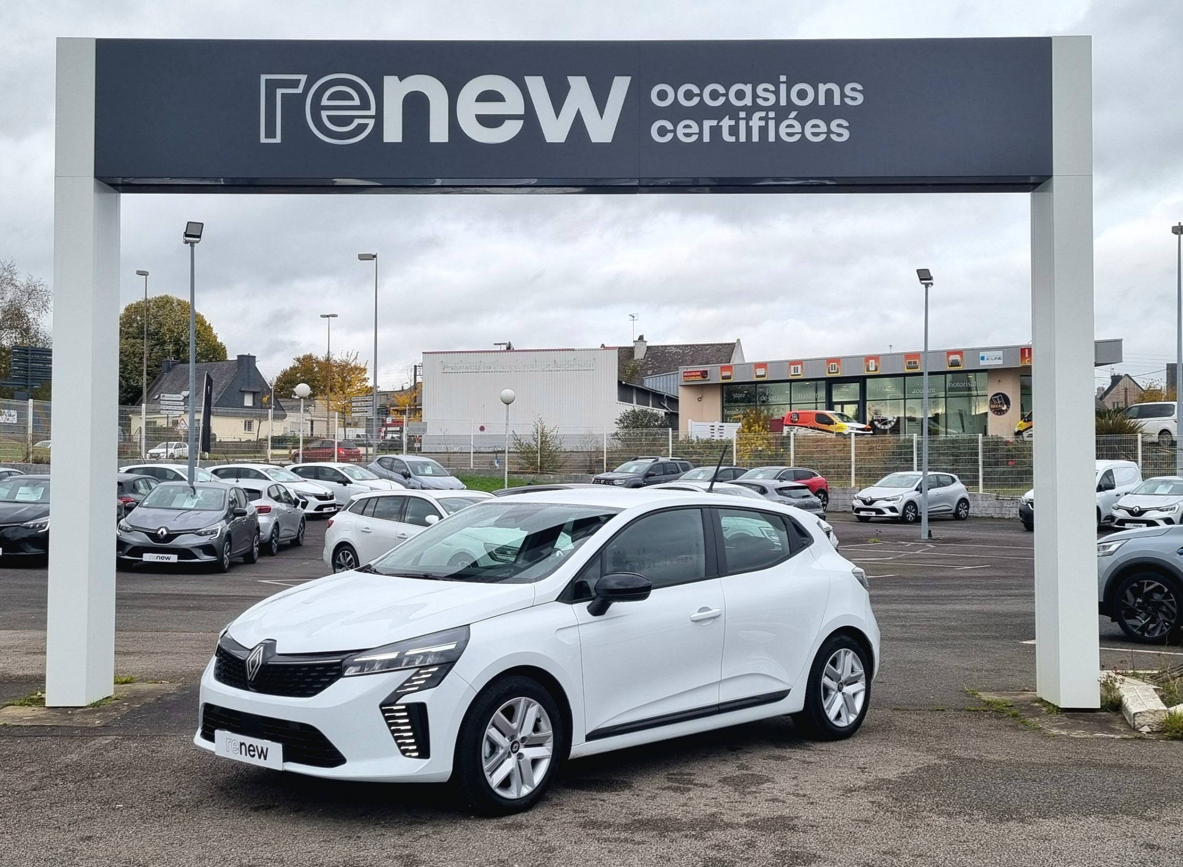 Vente en ligne Renault Clio 5 Clio Blue dCi 100 ch GSR2 au prix de 19 490 €