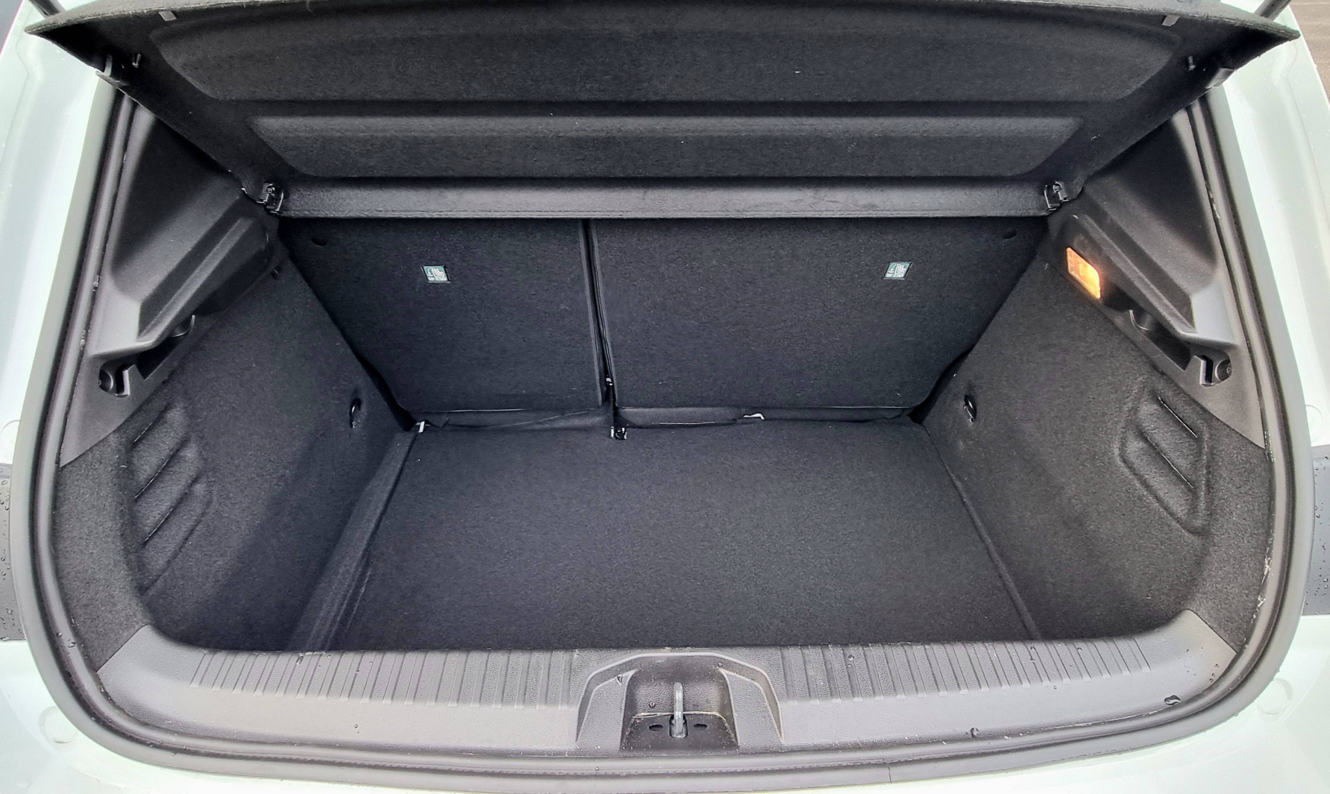 Vente en ligne Renault Clio 5 Clio Blue dCi 100 ch GSR2 au prix de 19 490 €