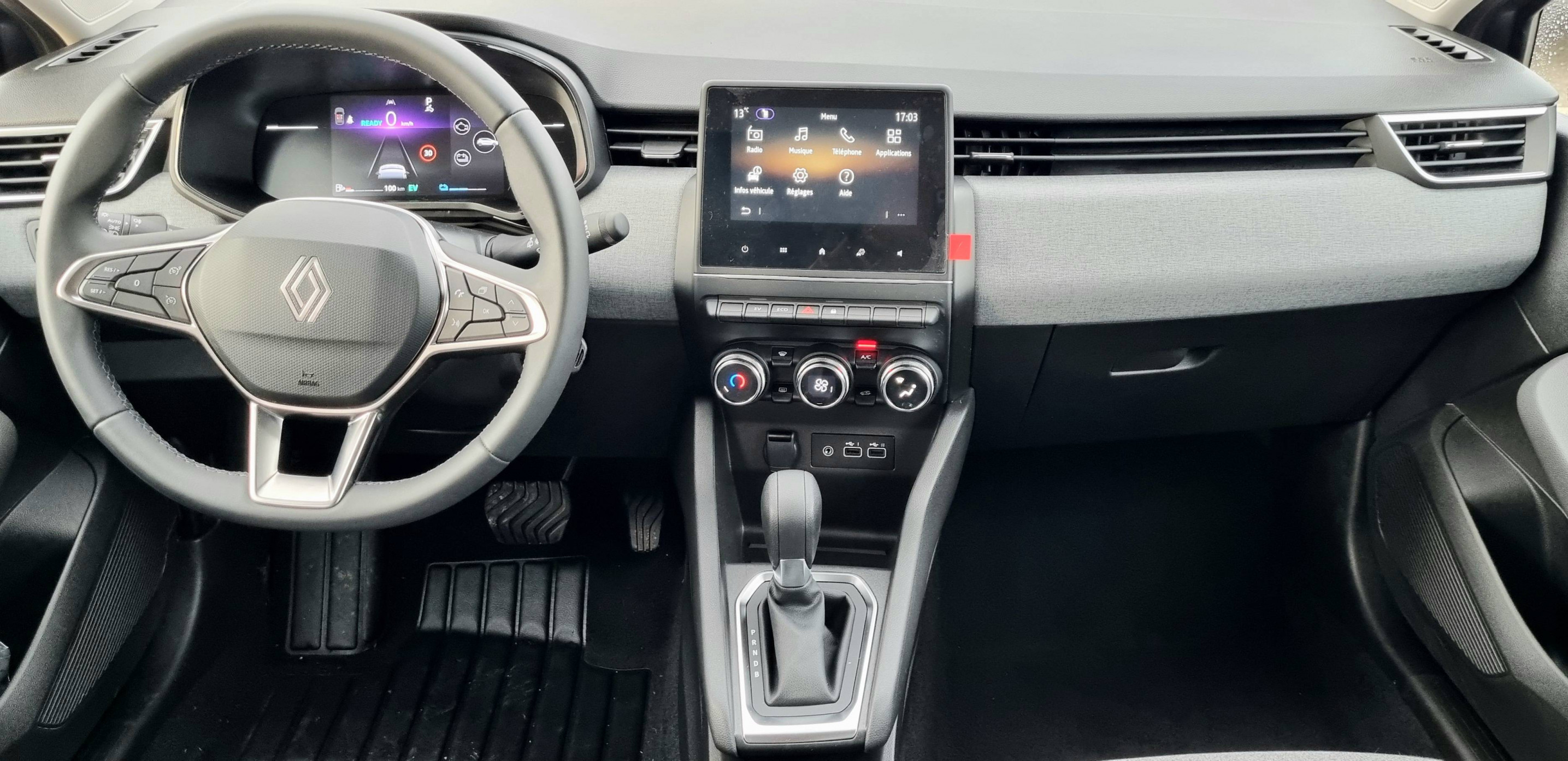 Vente en ligne Renault Clio 5 Clio E-Tech full hybrid 145 ch GSR2 au prix de 19 790 €