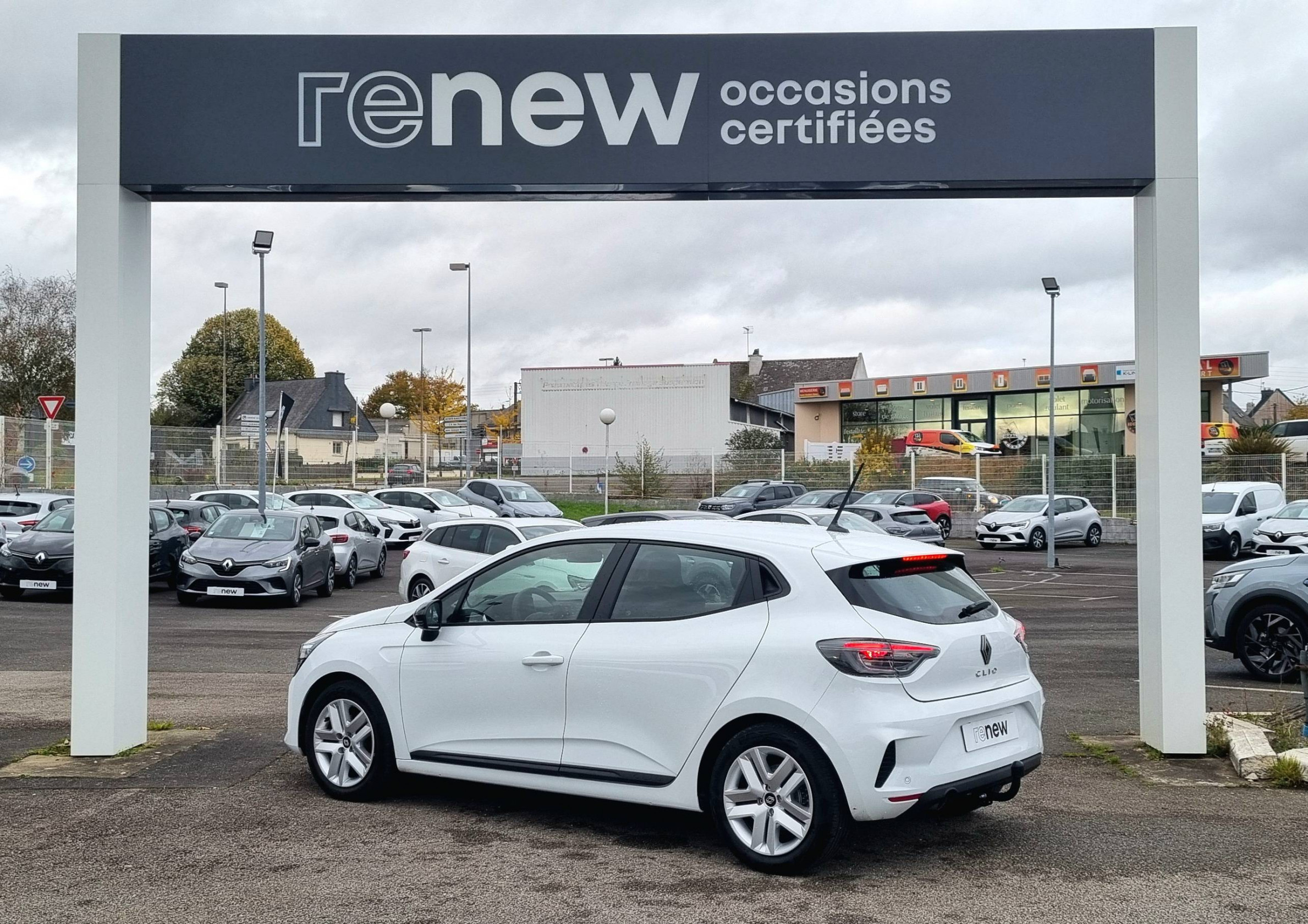 Vente en ligne Renault Clio 5 Clio Blue dCi 100 ch GSR2 au prix de 19 490 €