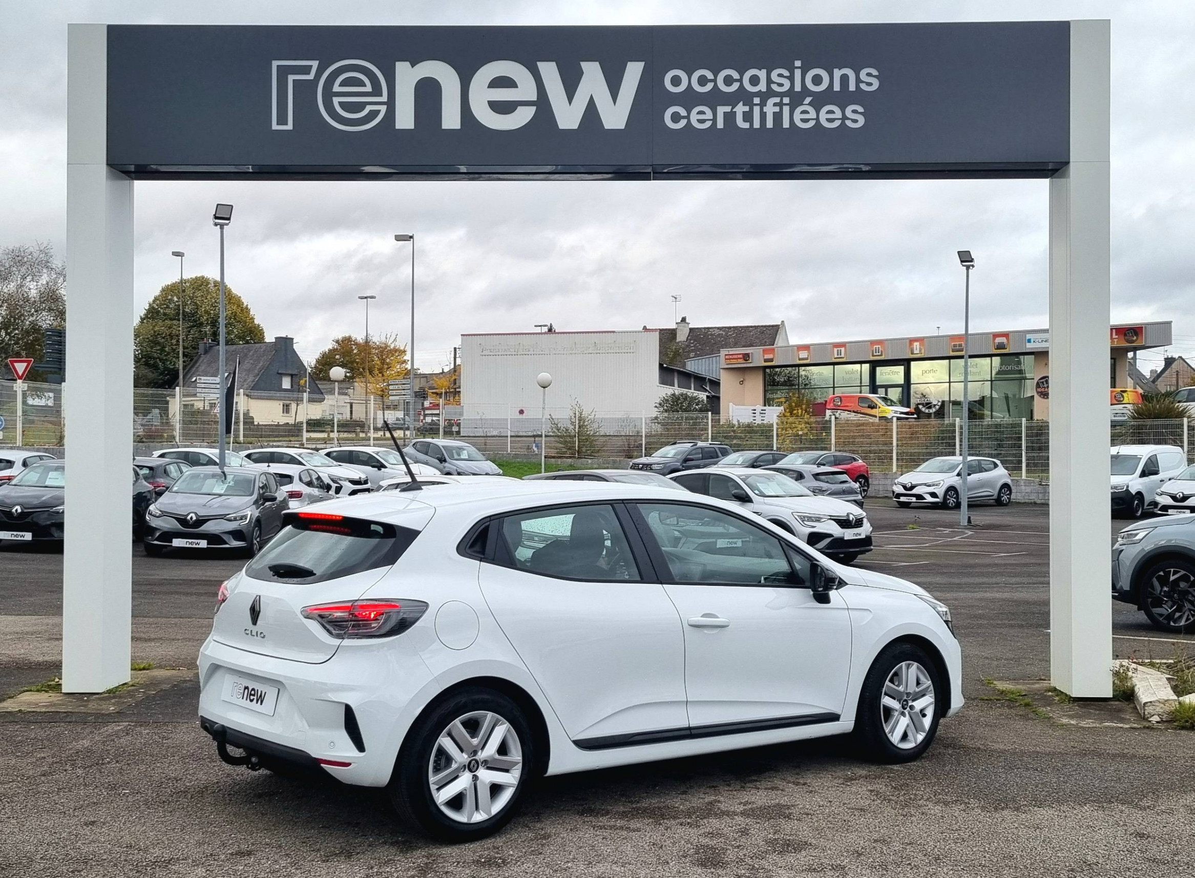 Vente en ligne Renault Clio 5 Clio Blue dCi 100 ch GSR2 au prix de 19 490 €