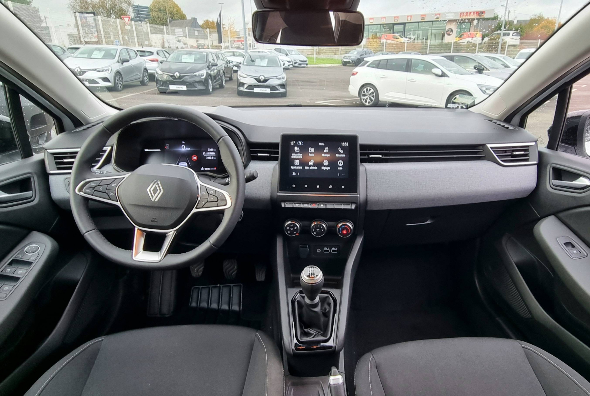 Vente en ligne Renault Clio 5 Clio Blue dCi 100 ch GSR2 au prix de 19 490 €