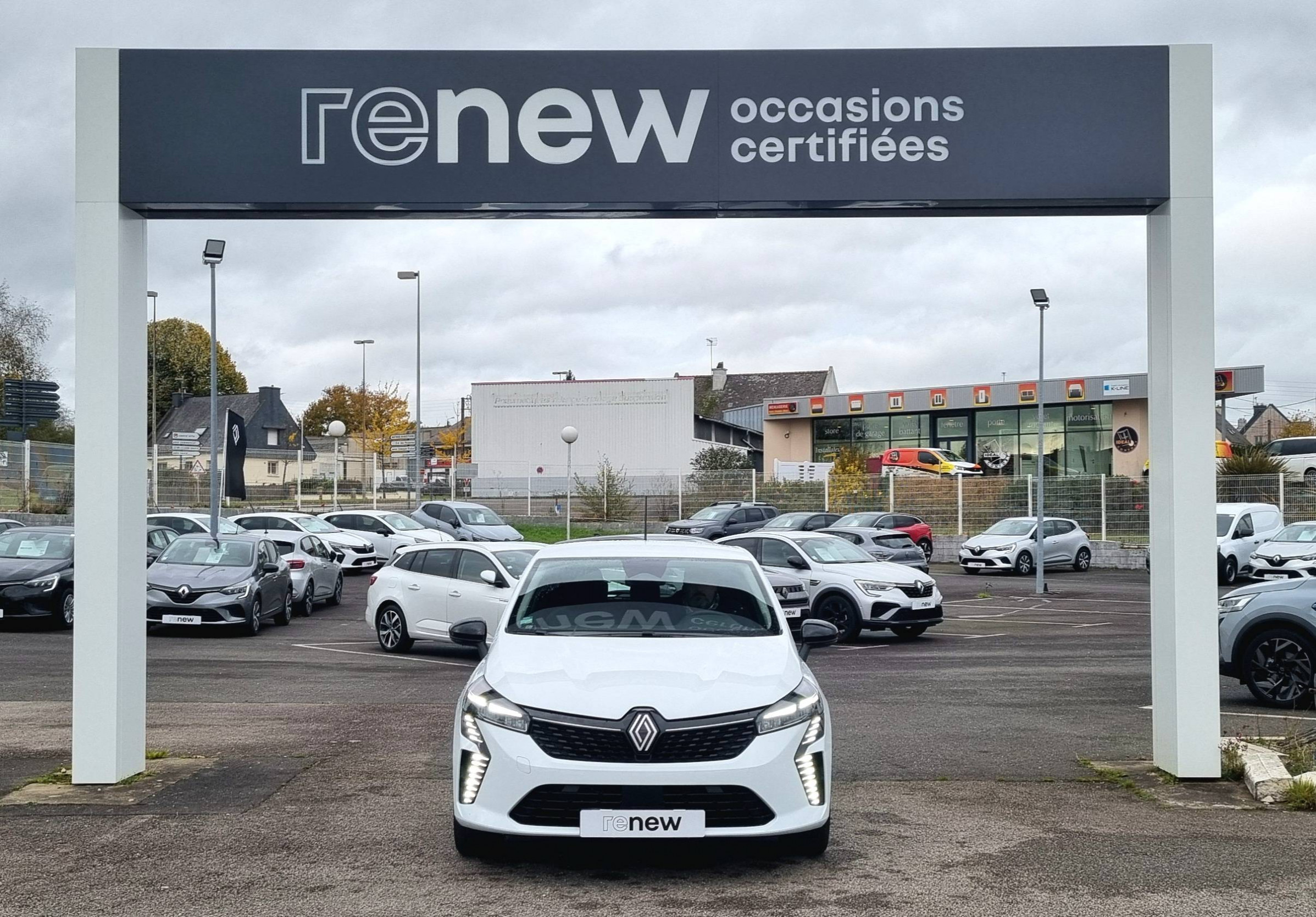 Vente en ligne Renault Clio 5 Clio Blue dCi 100 ch GSR2 au prix de 19 490 €