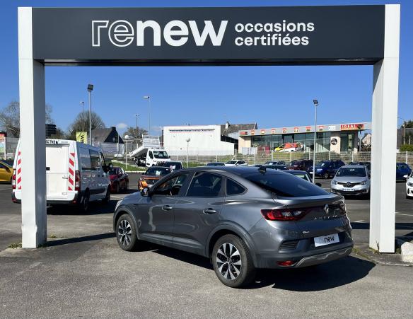 Vente en ligne Renault Arkana  E-Tech hybride 145 - 22 au prix de 16 990 €