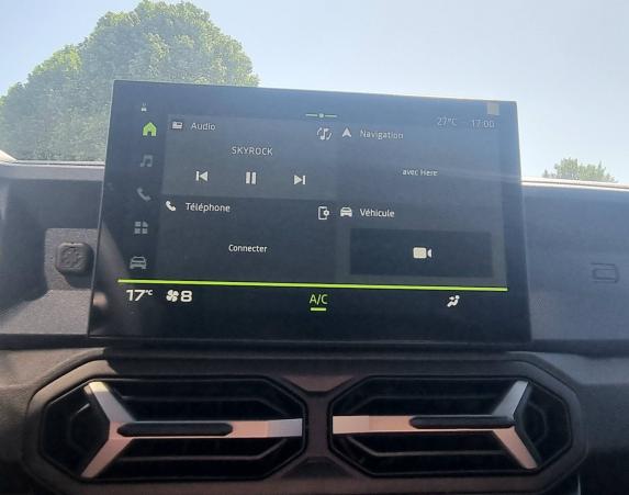 Vente en ligne Dacia Duster  ECO-G 100 au prix de 23 990 €