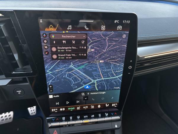 Vente en ligne Renault Scenic E-Tech Scenic E-Tech electrique 220 ch grande autonomie au prix de 46 690 €