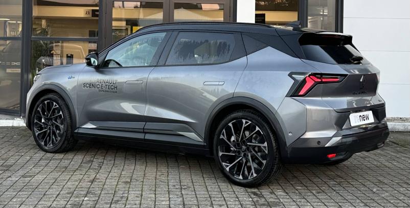 Vente en ligne Renault Scenic E-Tech Scenic E-Tech electrique 220 ch grande autonomie au prix de 46 690 €
