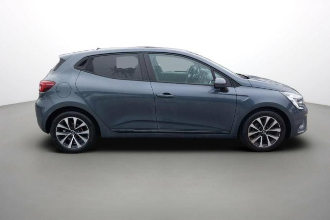 Vente en ligne Renault Clio 5 Clio Blue dCi 115 au prix de 13 990 €