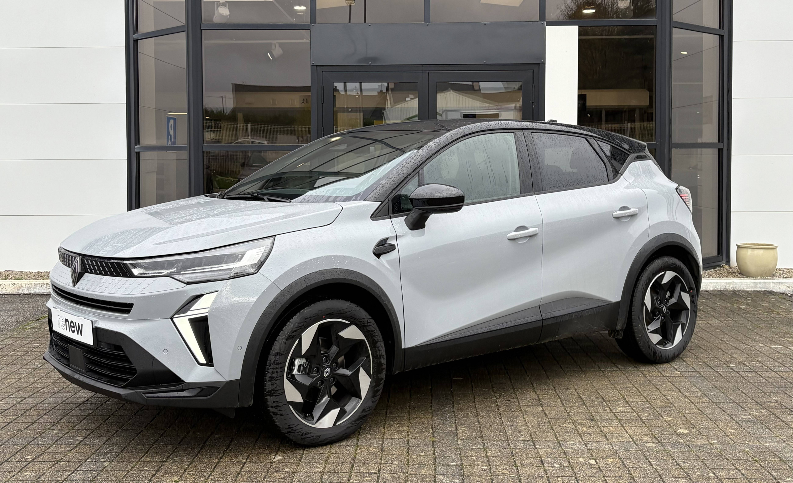 Renault Captur  E-Tech full hybrid 160 ch occasion de 2025 en vente à Loudéac