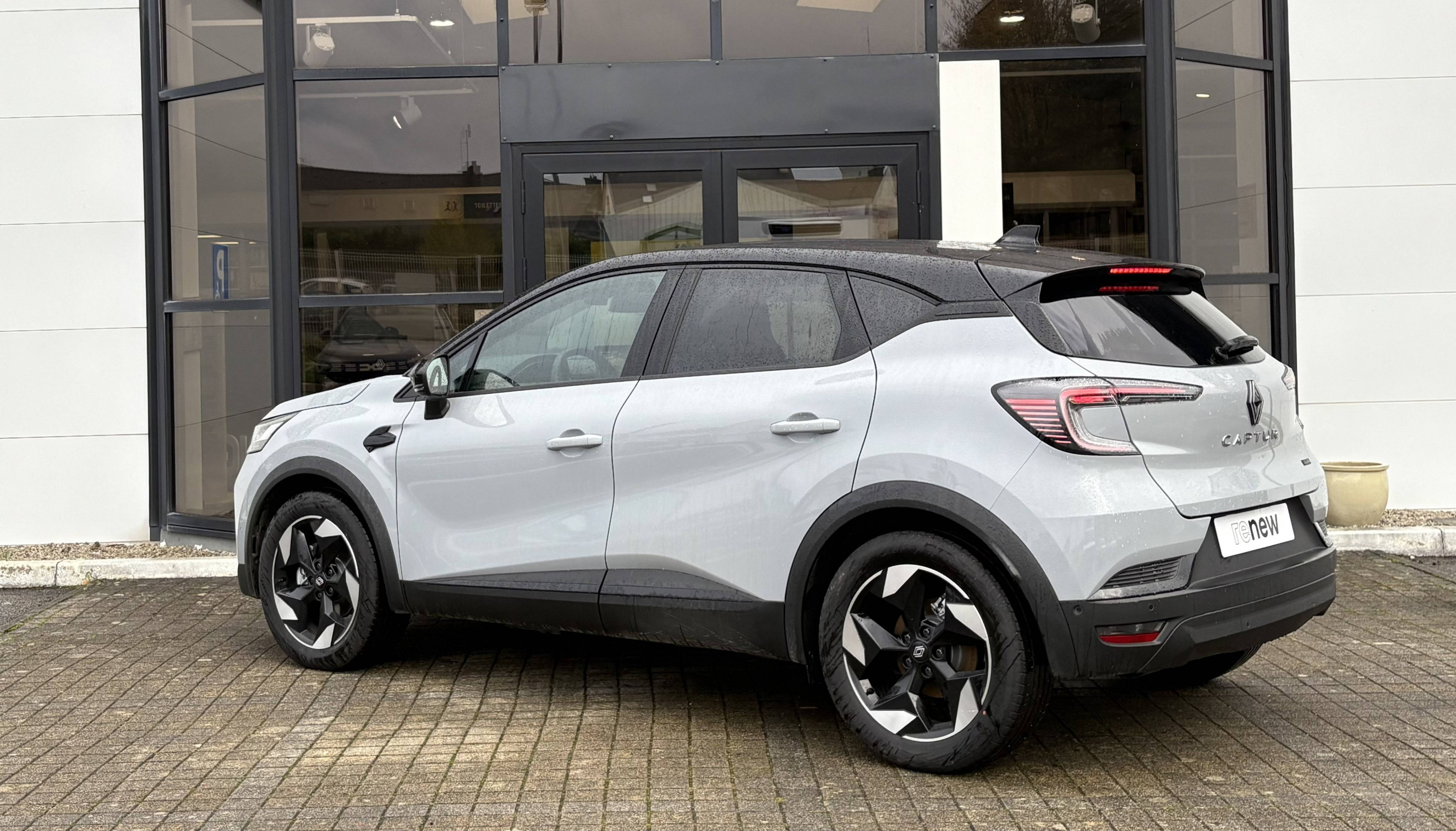 Vente en ligne Renault Captur  E-Tech full hybrid 160 ch au prix de 29 990 €