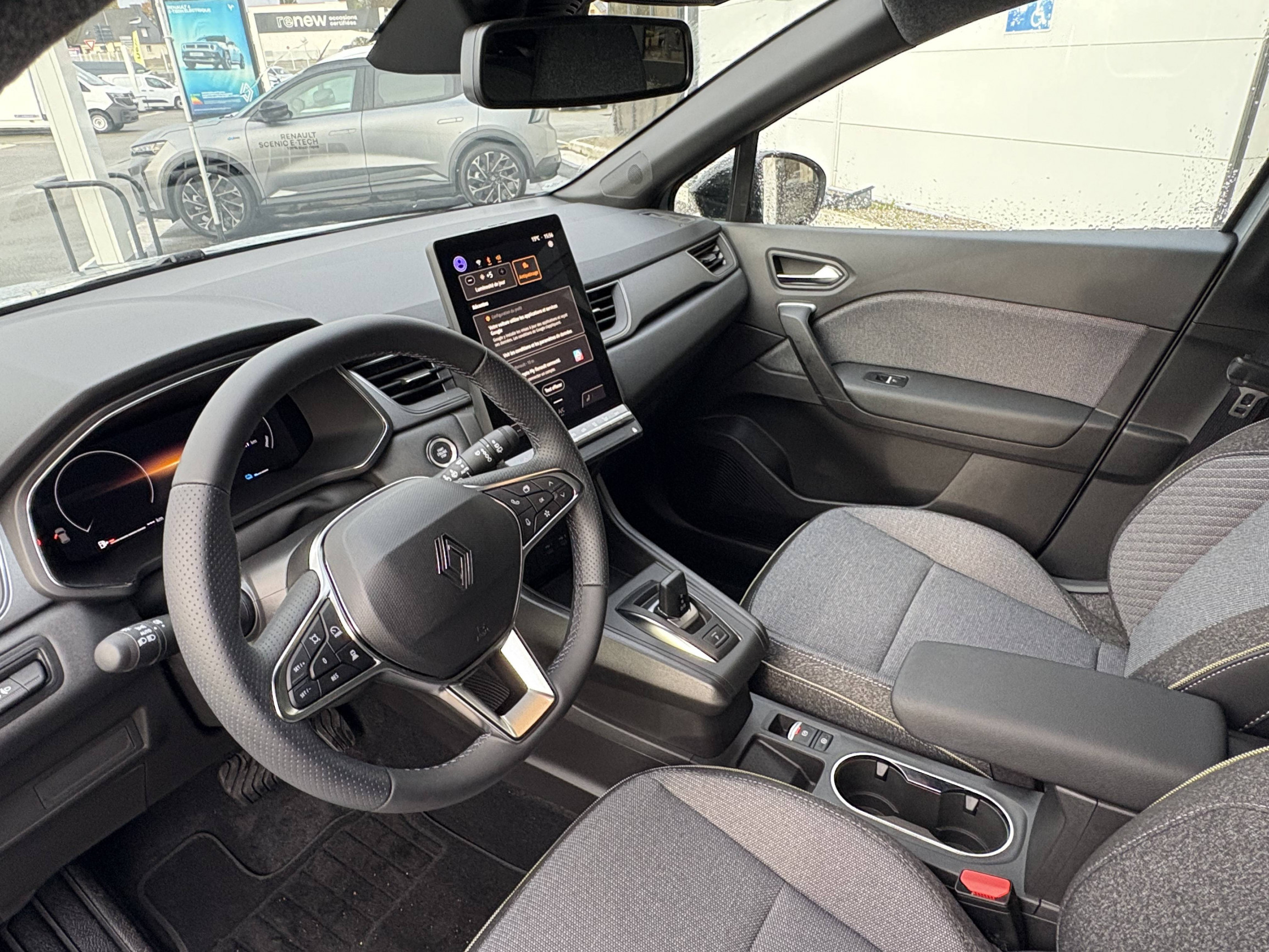 Vente en ligne Renault Captur  E-Tech full hybrid 160 ch au prix de 29 990 €