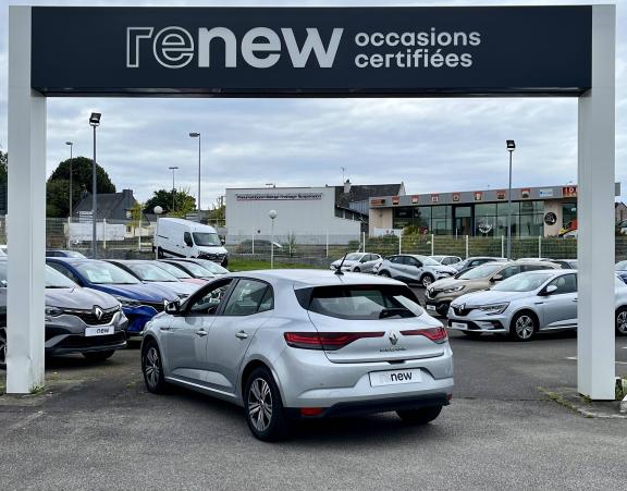 Vente en ligne Renault Megane 4  Blue dCi 115 au prix de 21 490 €