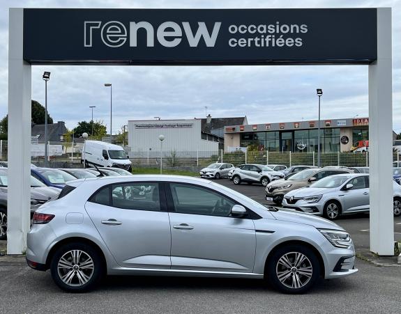 Vente en ligne Renault Megane 4  Blue dCi 115 au prix de 21 490 €