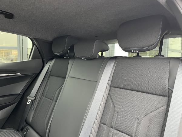 Vente en ligne Renault Megane E-Tech  220 ch autonomie confort au prix de 37 990 €