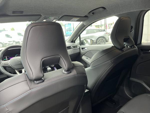 Vente en ligne Renault Clio 5 Clio E-Tech full hybrid 145 ch GSR2 au prix de 25 990 €