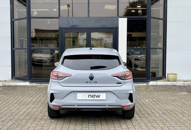 Vente en ligne Renault Clio 5 Clio E-Tech full hybrid 145 ch GSR2 au prix de 25 990 €