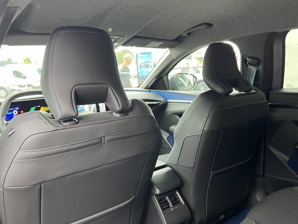 Vente en ligne Renault Megane E-Tech  220 ch autonomie confort au prix de 37 990 €