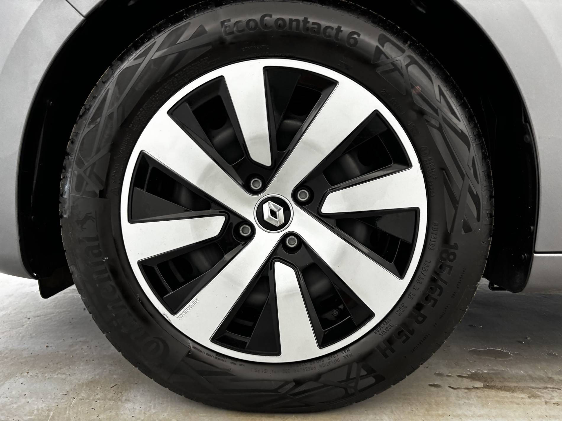 Vente en ligne Renault Clio 5 Clio TCe 90 au prix de 14 290 €