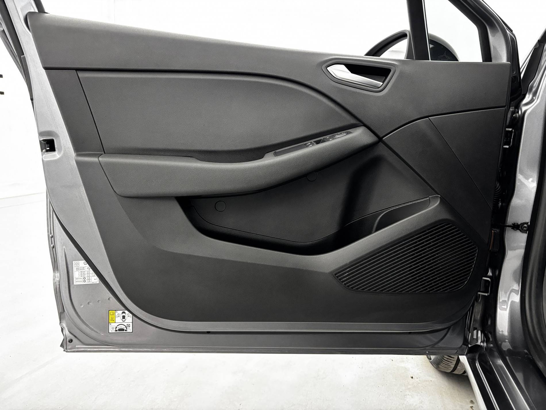 Vente en ligne Renault Clio 5 Clio TCe 90 au prix de 14 290 €