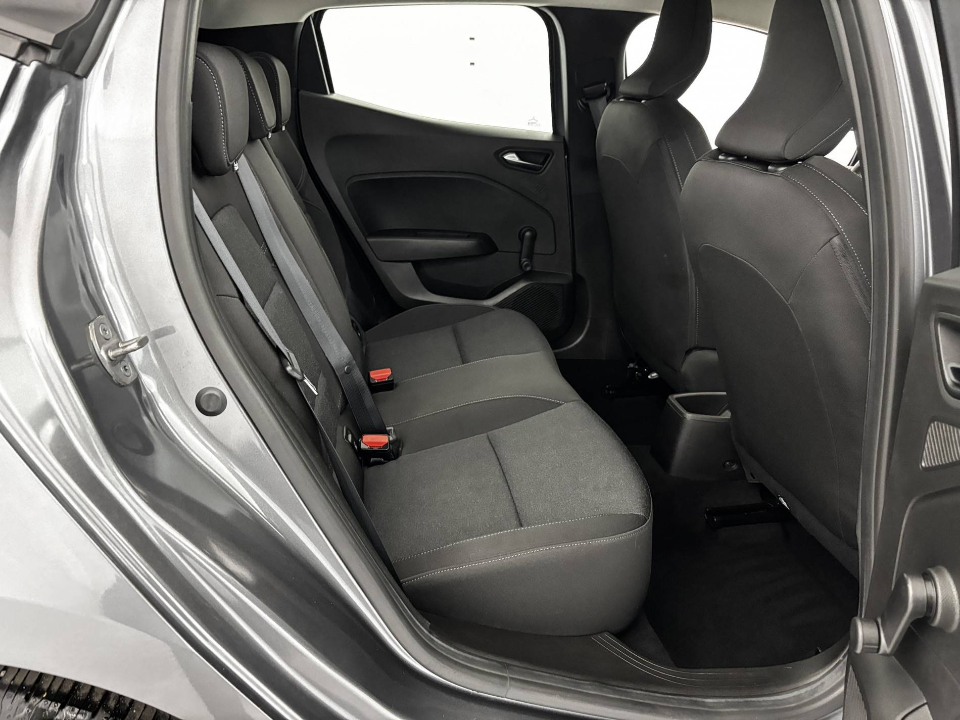 Vente en ligne Renault Clio 5 Clio TCe 90 au prix de 14 290 €