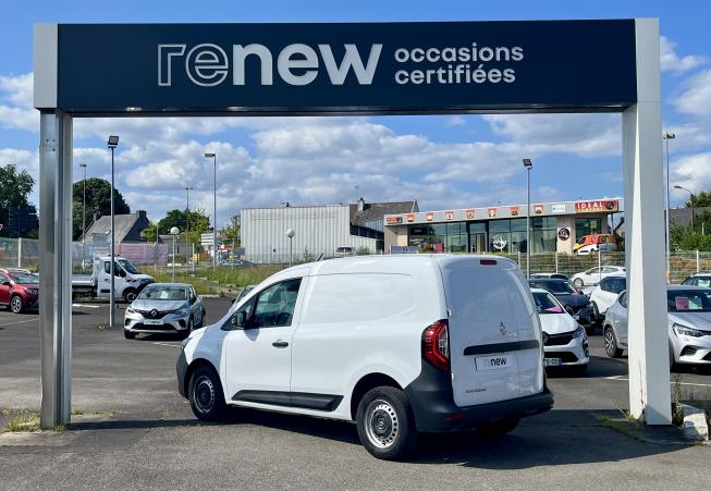 Vente en ligne Renault Kangoo Van  BLUE DCI 95 EDC au prix de 18 490 €