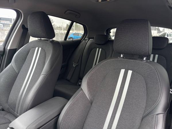 Vente en ligne Bmw Série 1 116i 109 ch au prix de 24 490 €