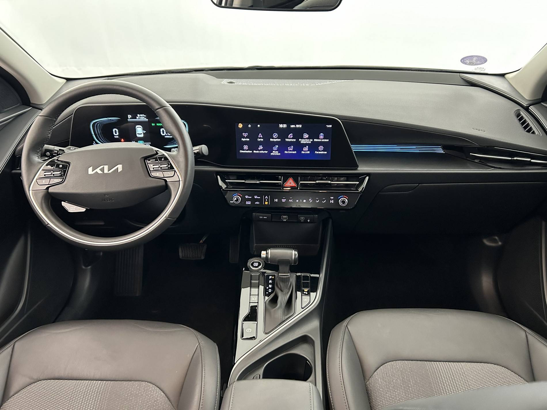 Vente en ligne Kia Niro  1.6 GDi 141 ch HEV DCT6 au prix de 22 690 €