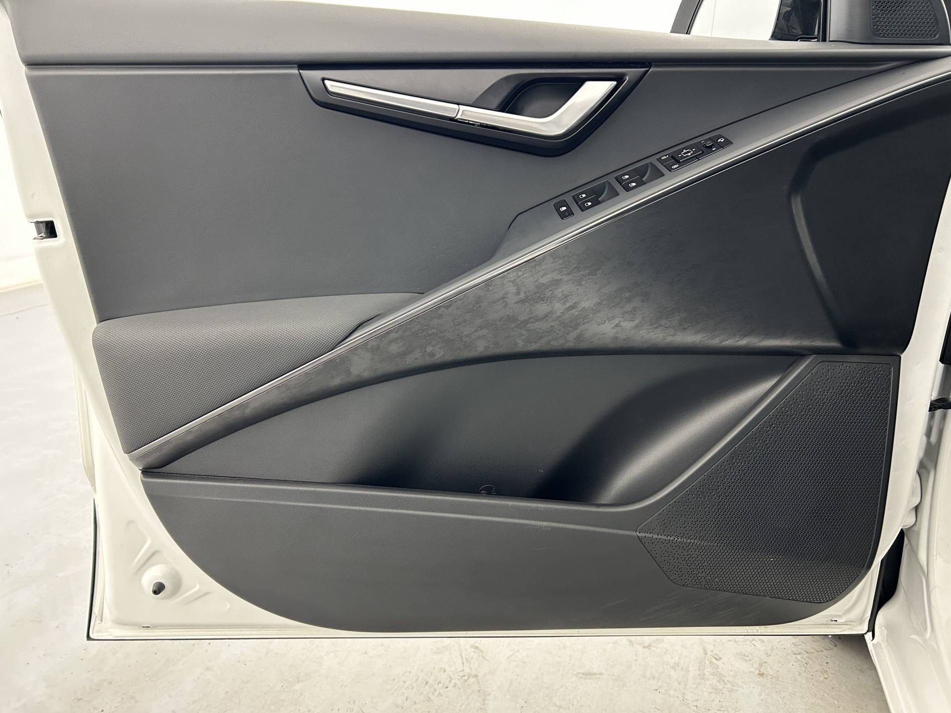 Vente en ligne Kia Niro  1.6 GDi 141 ch HEV DCT6 au prix de 22 690 €