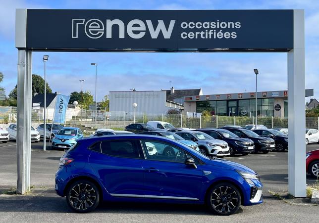 Vente en ligne Renault Clio 5 Clio TCe 90 au prix de 19 690 €