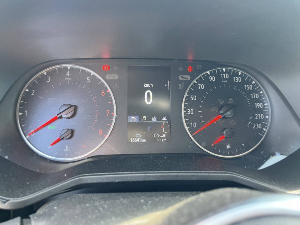 Vente en ligne Renault Clio 5 Clio TCe 90 au prix de 15 490 €