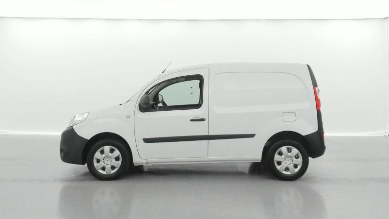 Vente en ligne Renault Kangoo Express  BLUE DCI 95 au prix de 13 490 €