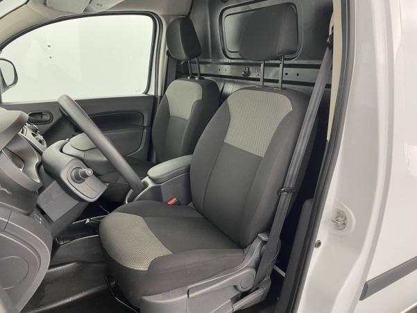 Vente en ligne Renault Kangoo Express  BLUE DCI 95 au prix de 13 490 €