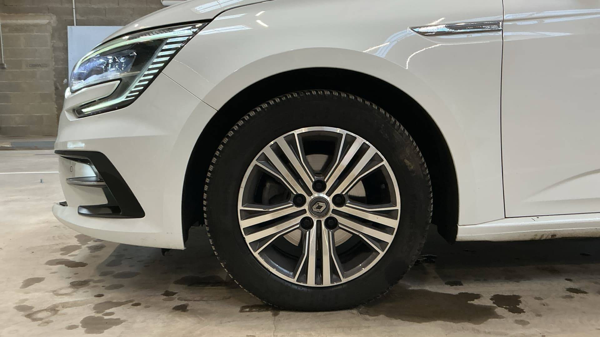 Vente en ligne Renault Megane 4 Mégane IV Berline Blue dCi 115 - 21N au prix de 16 990 €