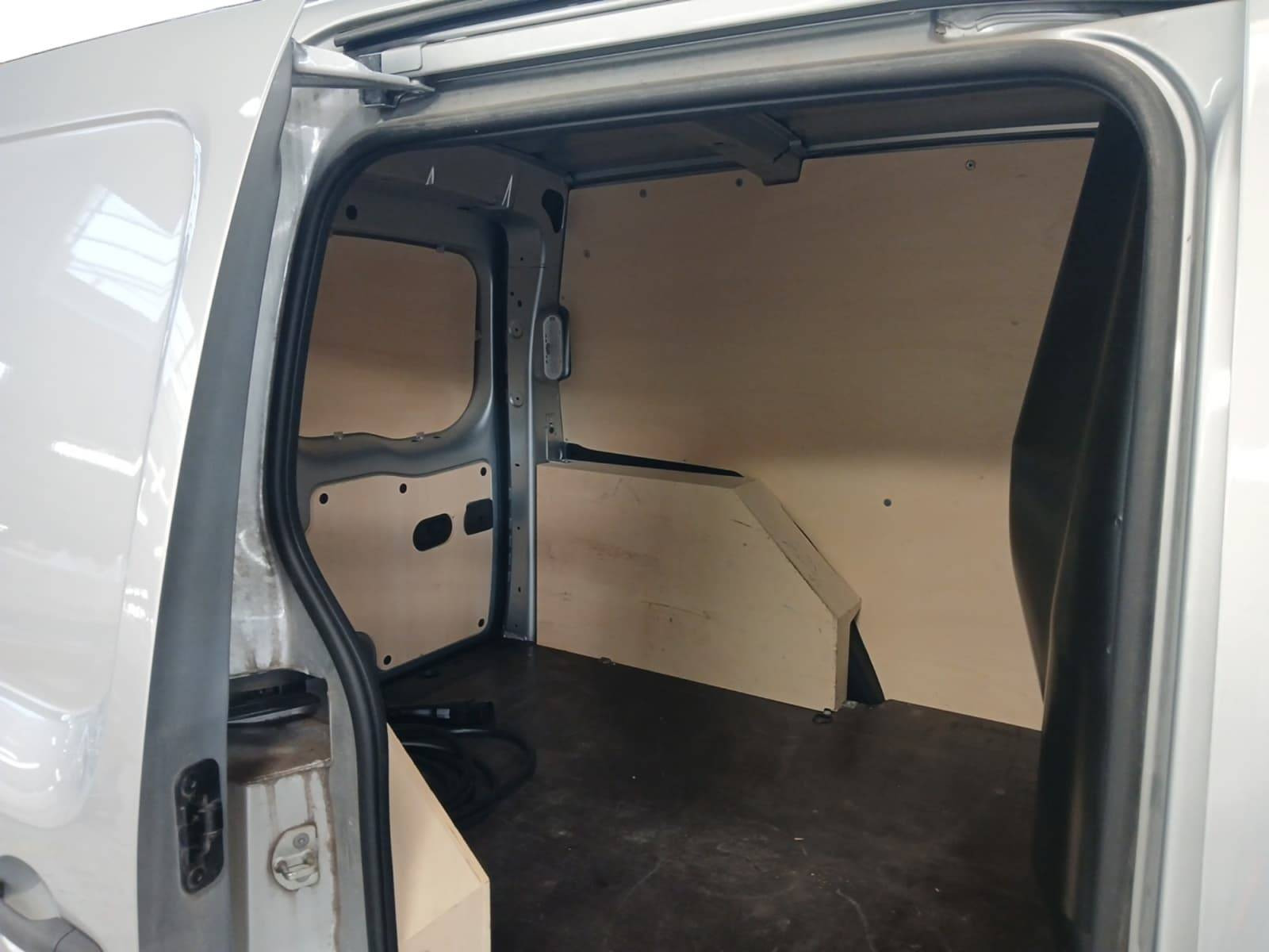 Vente en ligne Renault Kangoo Electrique  ACHAT INTEGRAL au prix de 9 490 €