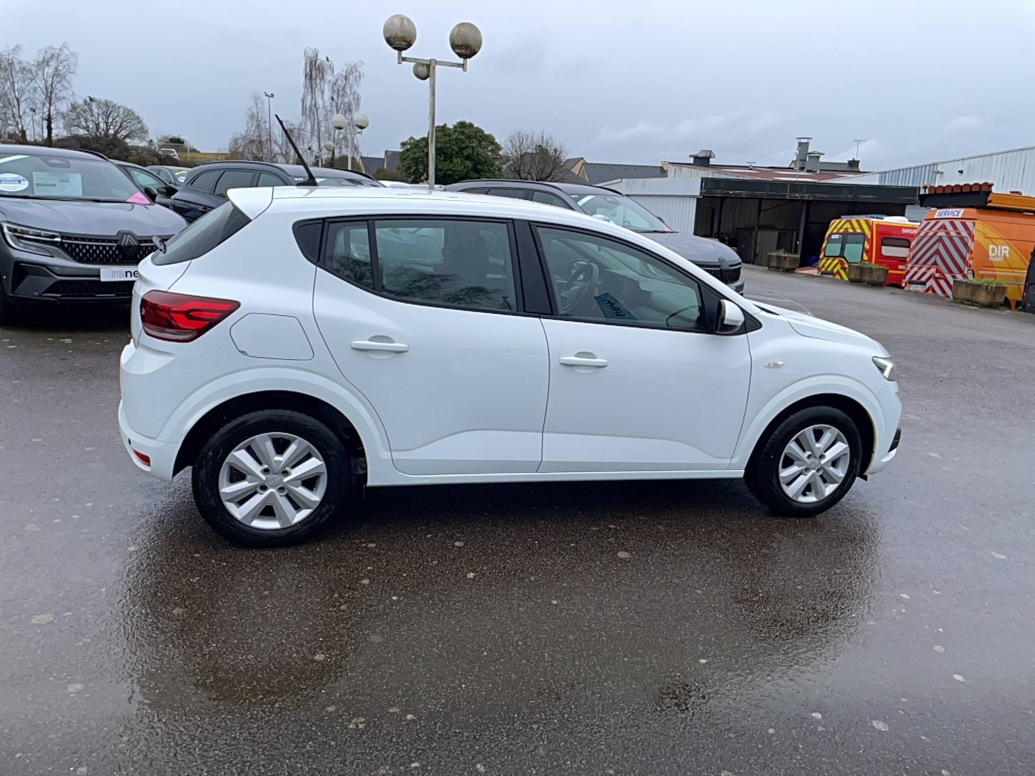 Vente en ligne Dacia Sandero  SCe 65 au prix de 11 990 €