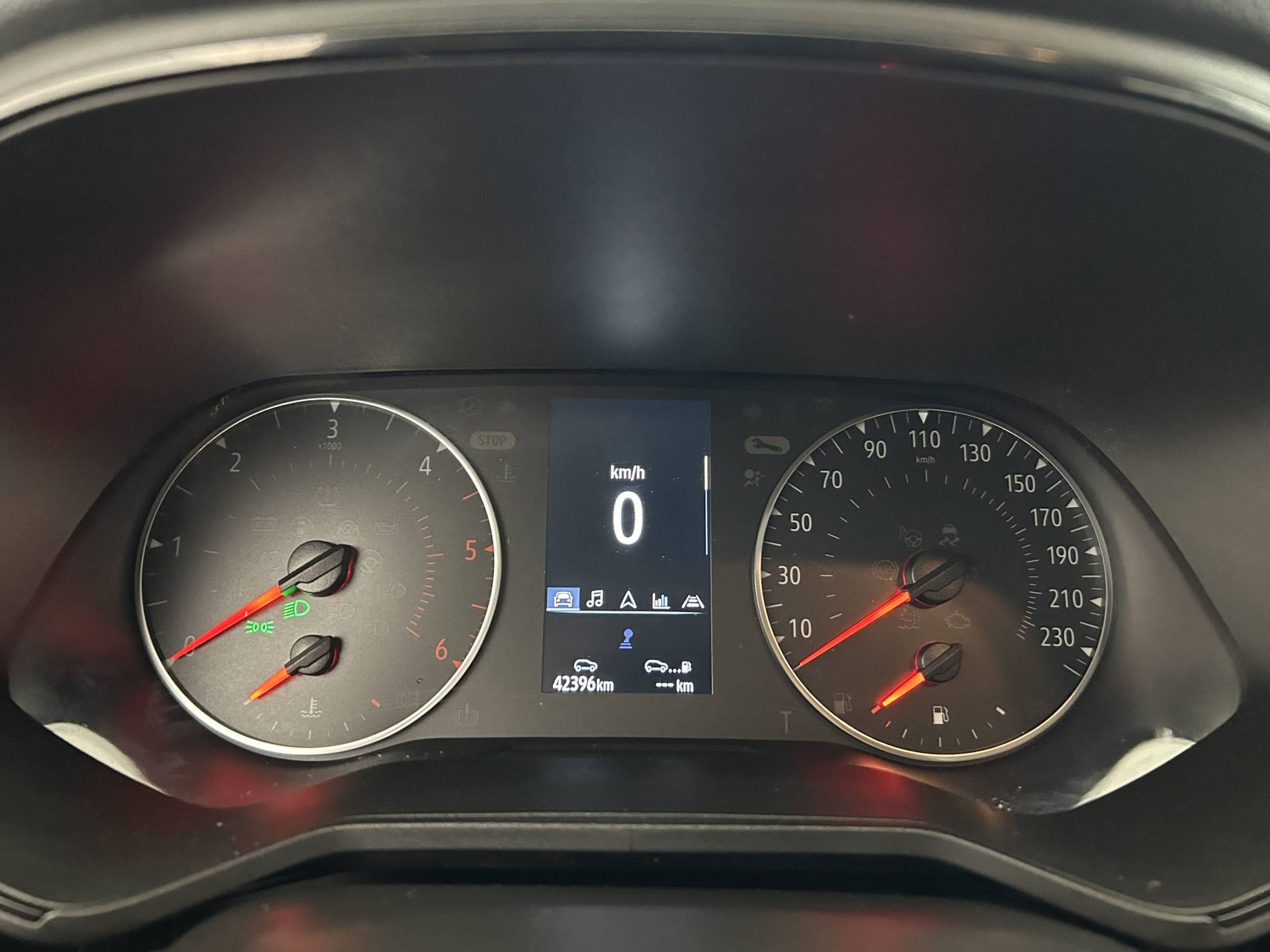 Vente en ligne Renault Clio 5 Clio Blue dCi 100 - 21N au prix de 14 990 €