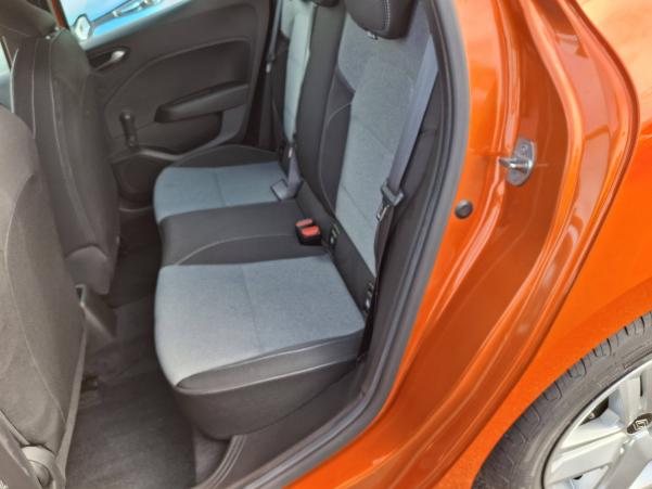 Vente en ligne Renault Clio 5 Clio dCi 100 au prix de 16 990 €