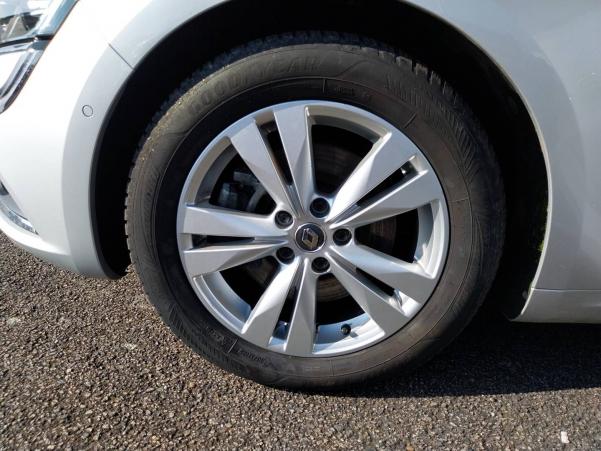 Vente en ligne Renault Talisman Talisman Blue dCi 160 EDC au prix de 16 990 €