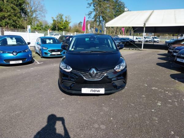 Vente en ligne Renault Grand Scenic 4 Grand Scenic Blue dCi 120 au prix de 16 990 €