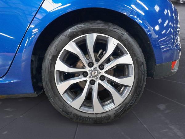Vente en ligne Renault Megane 4  Blue dCi 115 EDC au prix de 22 890 €