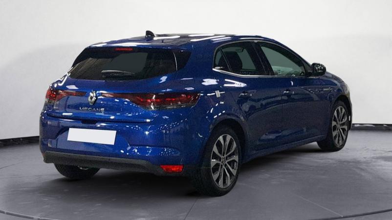 Vente en ligne Renault Megane 4  Blue dCi 115 EDC au prix de 22 890 €